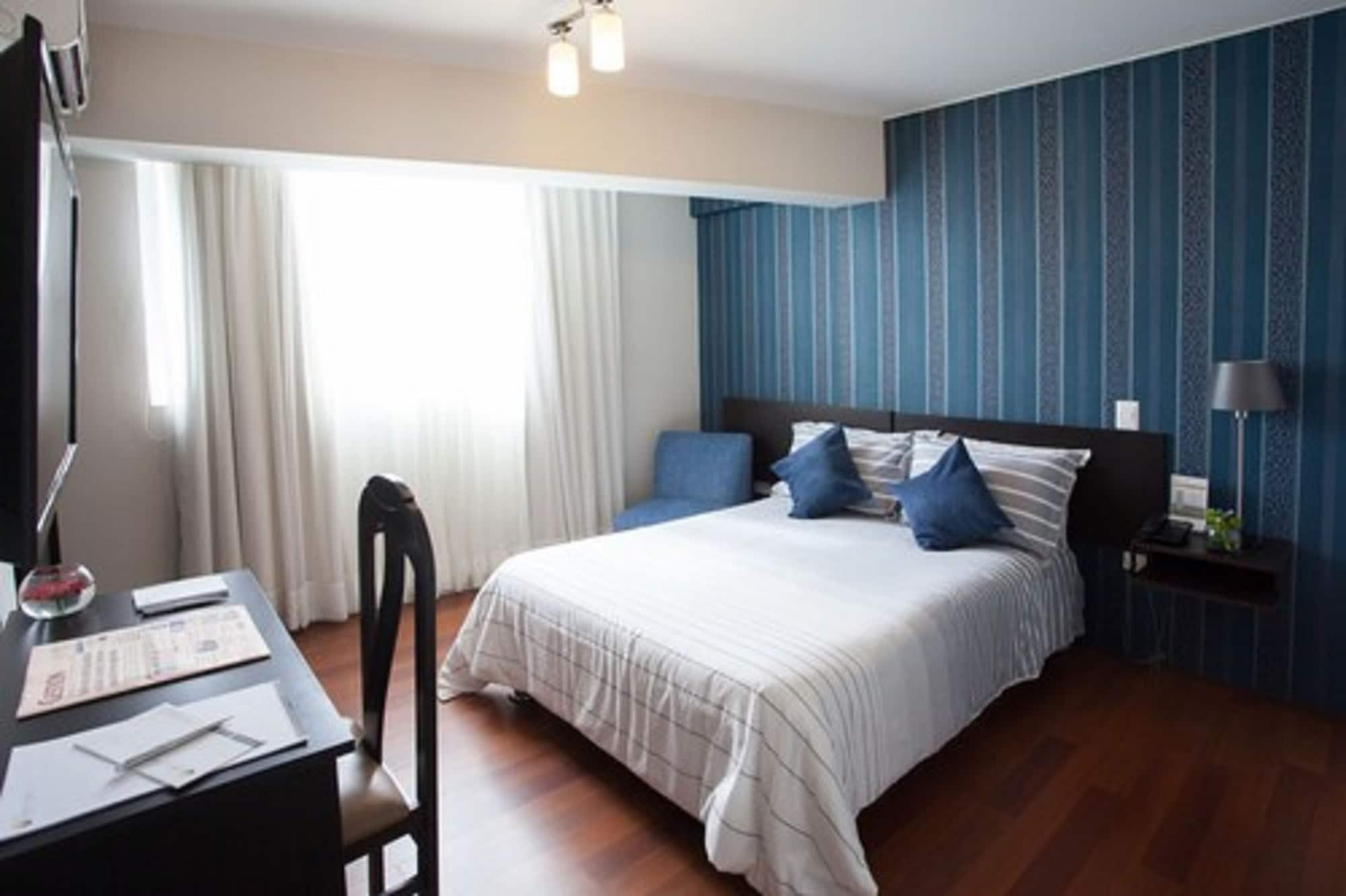 Hotel Santa Cruz Лима Екстериор снимка