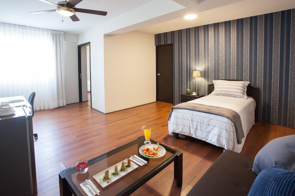 Hotel Santa Cruz Лима Екстериор снимка
